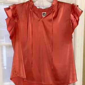 Women’s blouse
